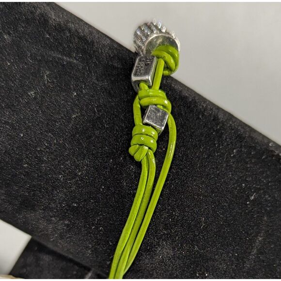 Apple Green Rhinestone Bracelet NWT - Picture 5 of 12